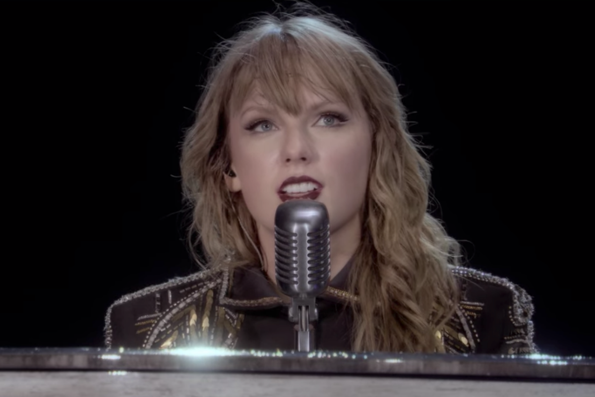 The Hidden Meaning Of Taylor Swift’s “New Year’s Day” Lyrics