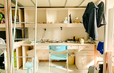 A photo of a desk and chair