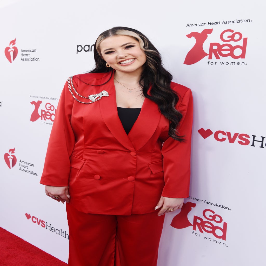 “Fingers Crossed” Singer Lauren Spencer Smith on Women’s Heart Health