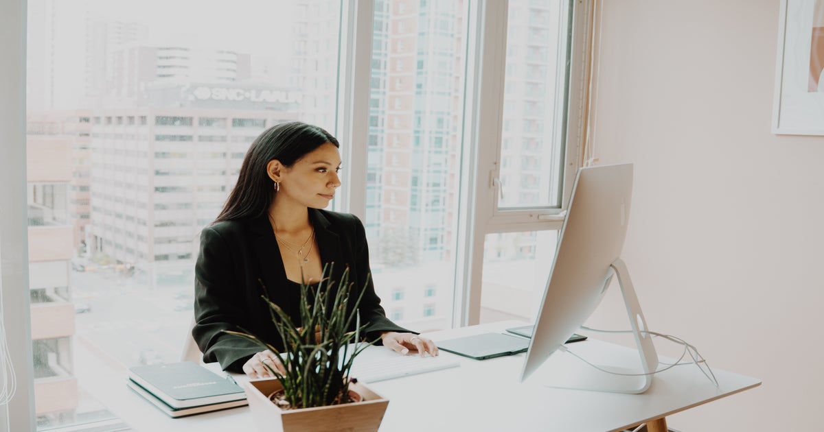On the Art of Dressing Business Casual