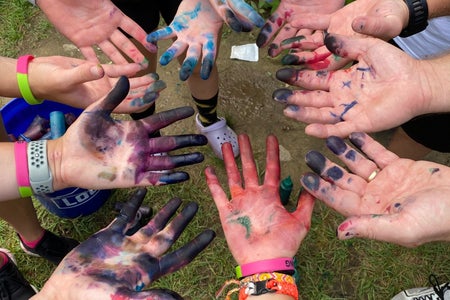 Tie dye hands rep image