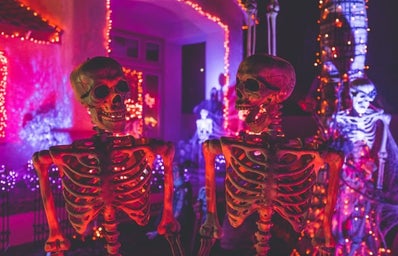 Skeletons as Halloween decor