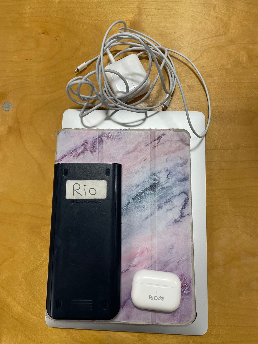 Laptop, airpods, charger, ipad