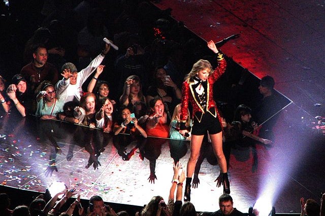 Taylor Swift on a stage.