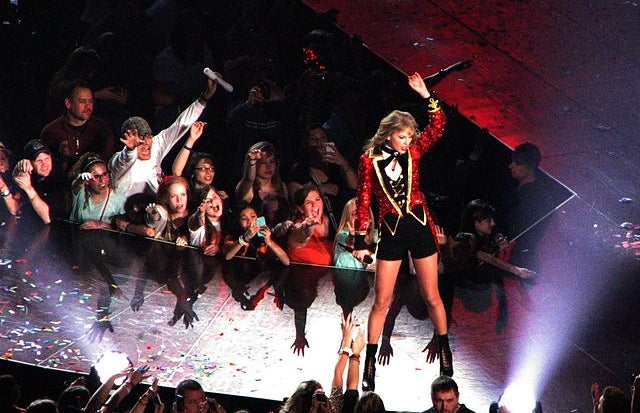 Taylor Swift on a stage.