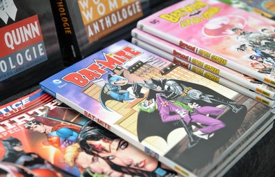 pile of comic books