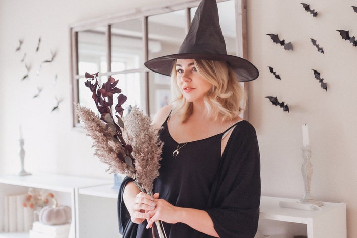 Girl in witch hat by Paige Cody?width=698&height=466&fit=crop&auto=webp