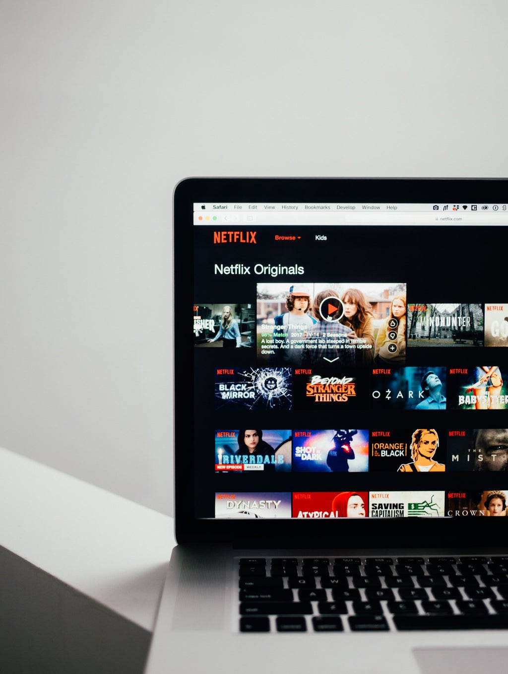 netflix streaming on laptop