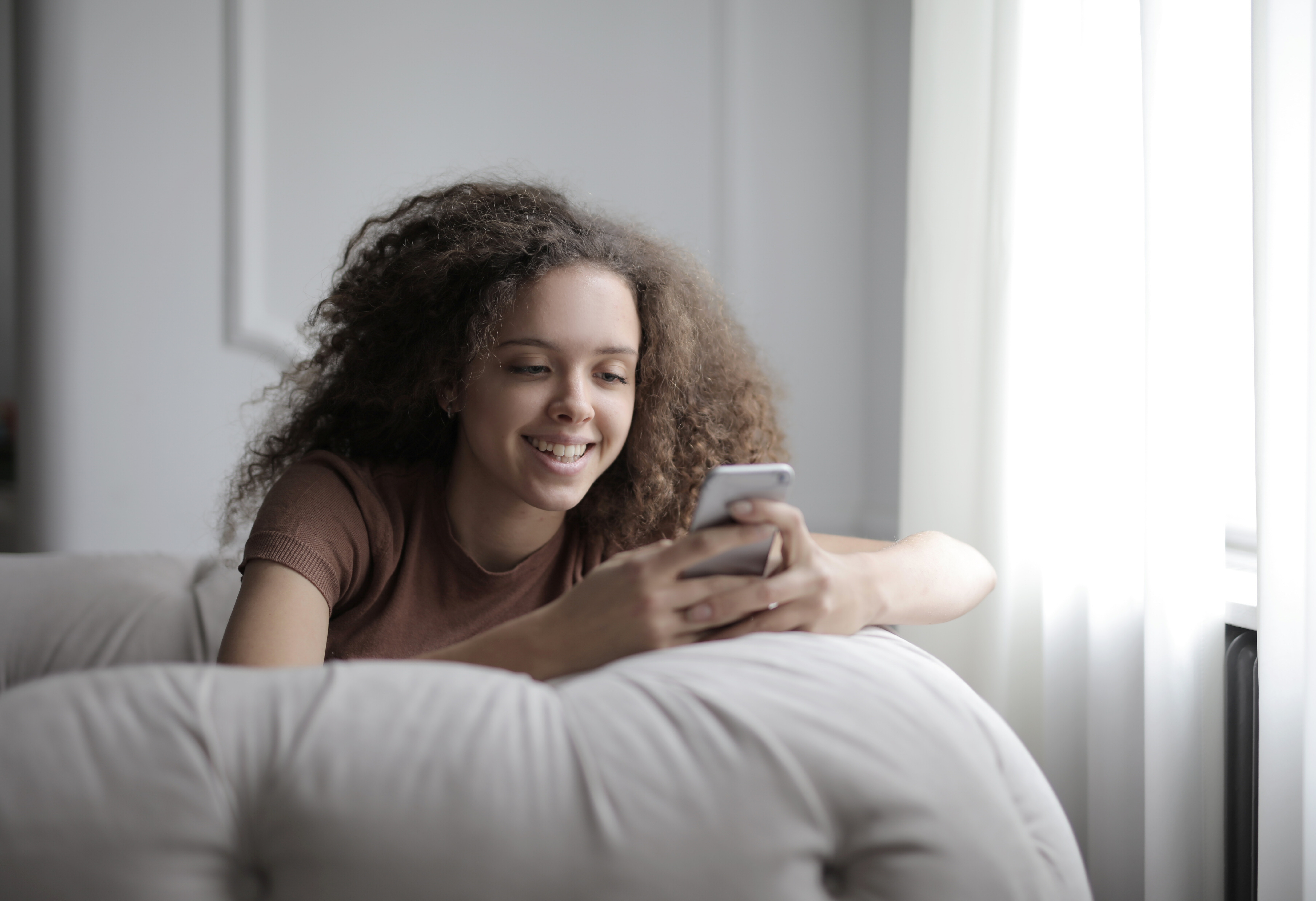 25 Flirty Texts For Your Long-Distance Relationship