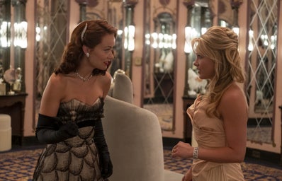 Olivia Wilde and Florence Pugh in Don\'t Worry Darling