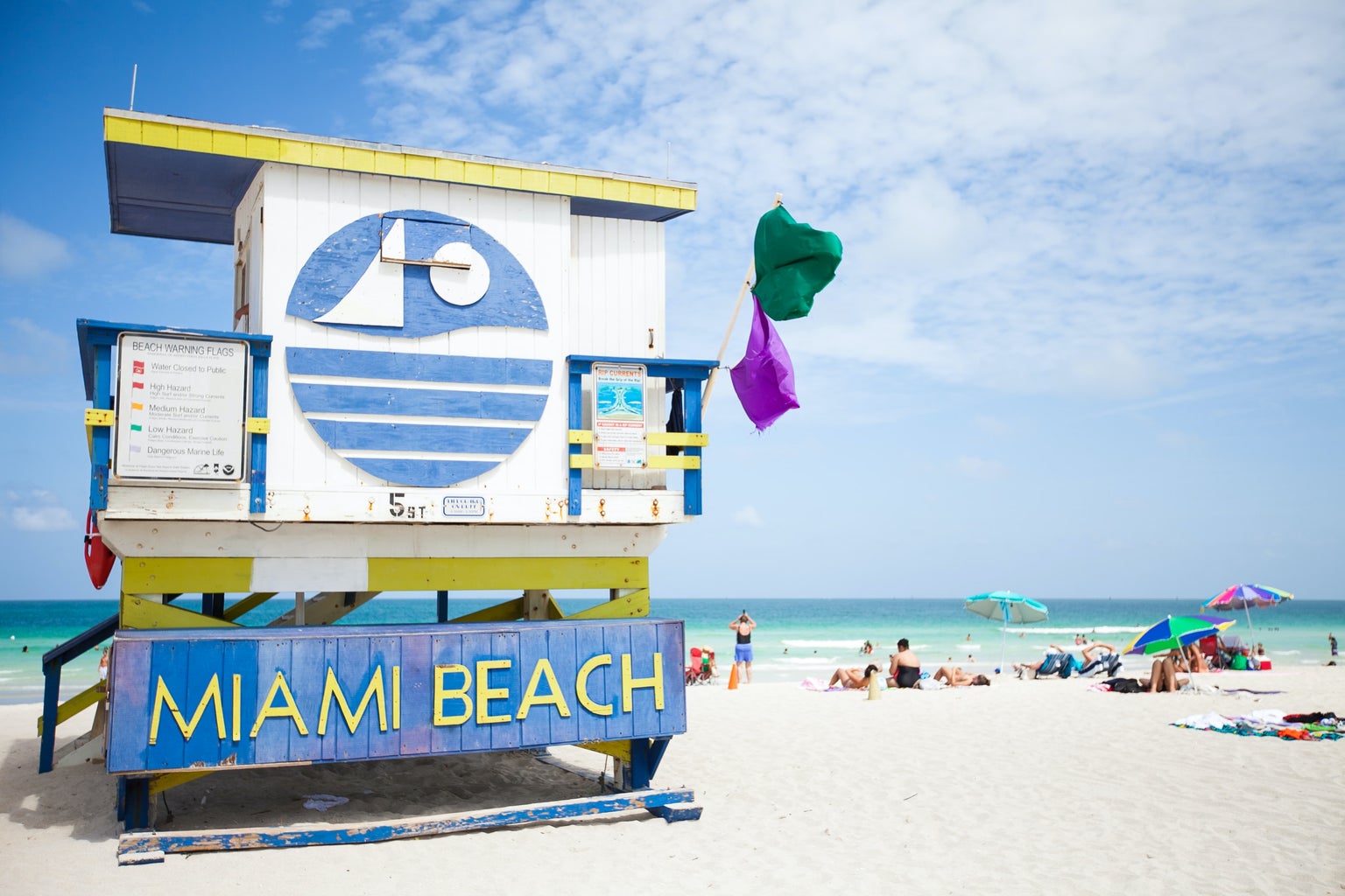Miami Beach lifeguard station unsplash