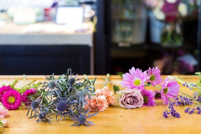 flowers poppy coffee shop boquet colorful