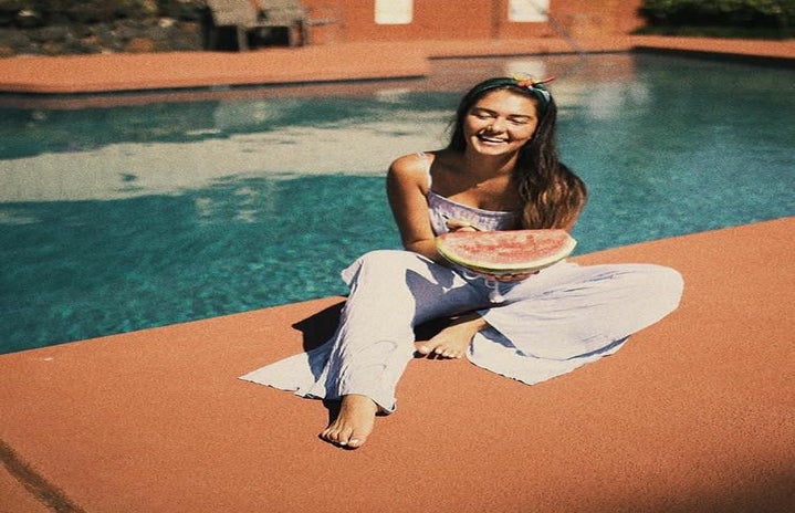 tessa pesicka girl laughing watermelon pool summer?width=719&height=464&fit=crop&auto=webp