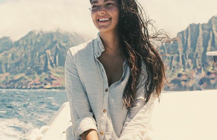 tessa pesicka girl smile happy nature button down natural ocean vacation?width=719&height=464&fit=crop&auto=webp