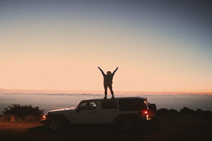tessa pesicka travel adventure sunset jeep road trip?width=698&height=466&fit=crop&auto=webp