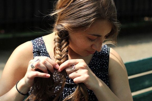 Kellyn Simpkin girl braiding hair fishtail braid?width=698&height=466&fit=crop&auto=webp
