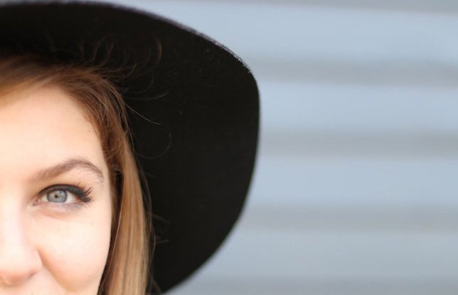 the lala half of girls face with big hat?width=719&height=464&fit=crop&auto=webp