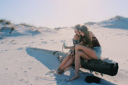 Anna Schultz-Girls Taking Selfie On Beach