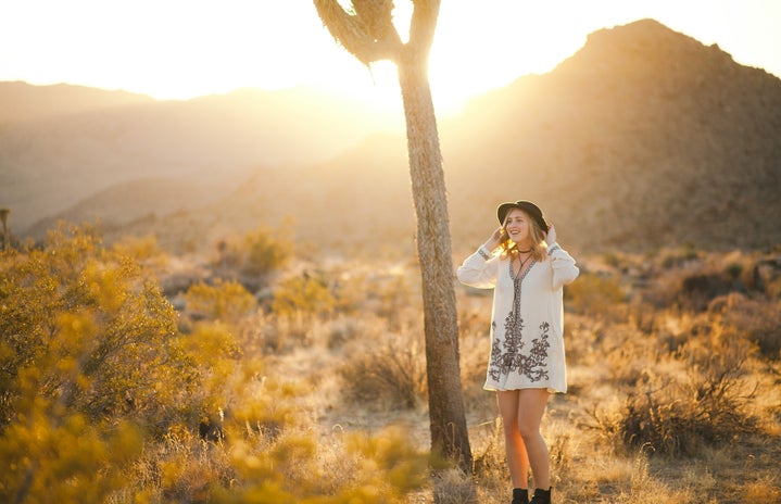 Molly Peach-Sunset In The Desert