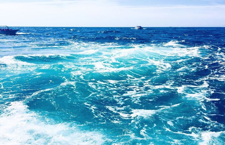jackie ryan water ocean blue travel nature?width=719&height=464&fit=crop&auto=webp