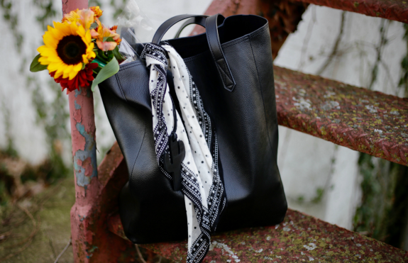 Dimi Boutselis-Bag Flowers Sunflower Fashion Style