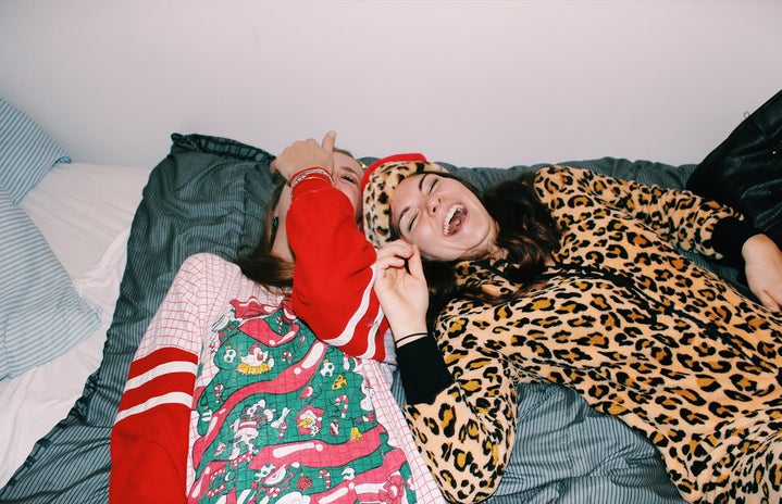 Anna Schultz girls laughing in holiday pajamas?width=719&height=464&fit=crop&auto=webp