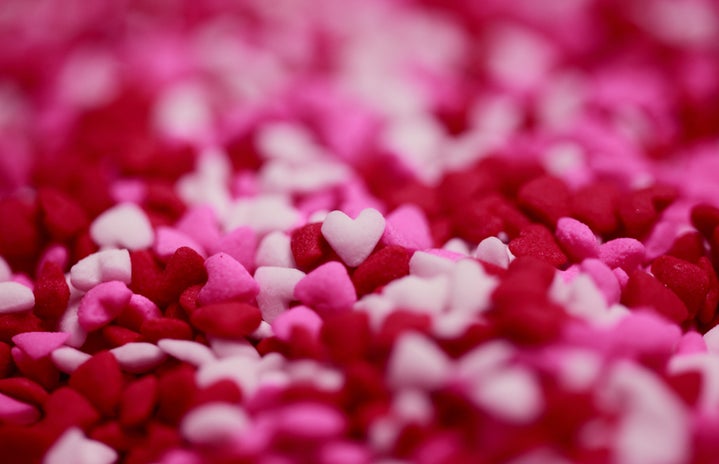 Tiny white pink and red candy hearts?width=719&height=464&fit=crop&auto=webp