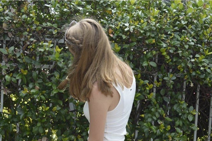 green wall hair picjpg by Mary Rufo?width=698&height=466&fit=crop&auto=webp