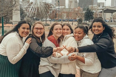 chi omega group shot
