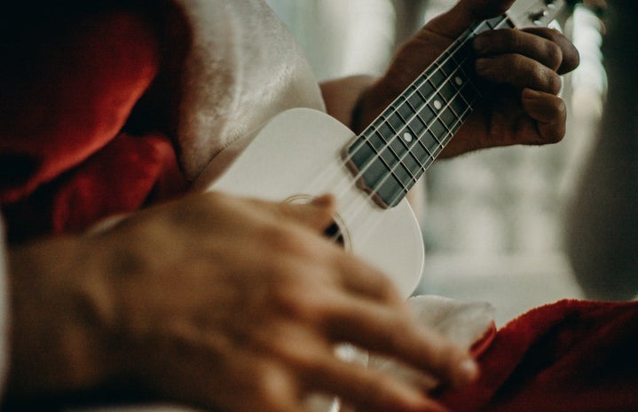 person playing a ukulele 3154257jpg?width=719&height=464&fit=crop&auto=webp