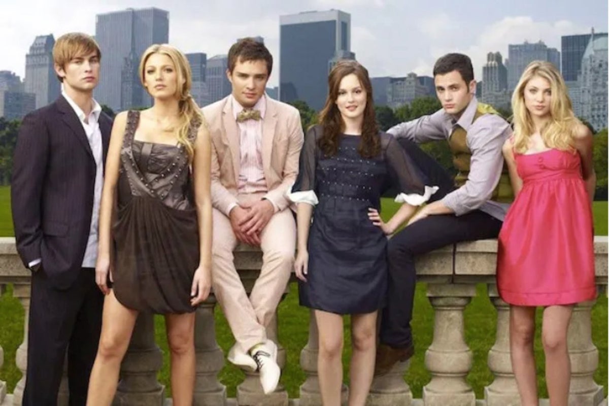 The Toxic Friendship Of Blair Serena Her Campus