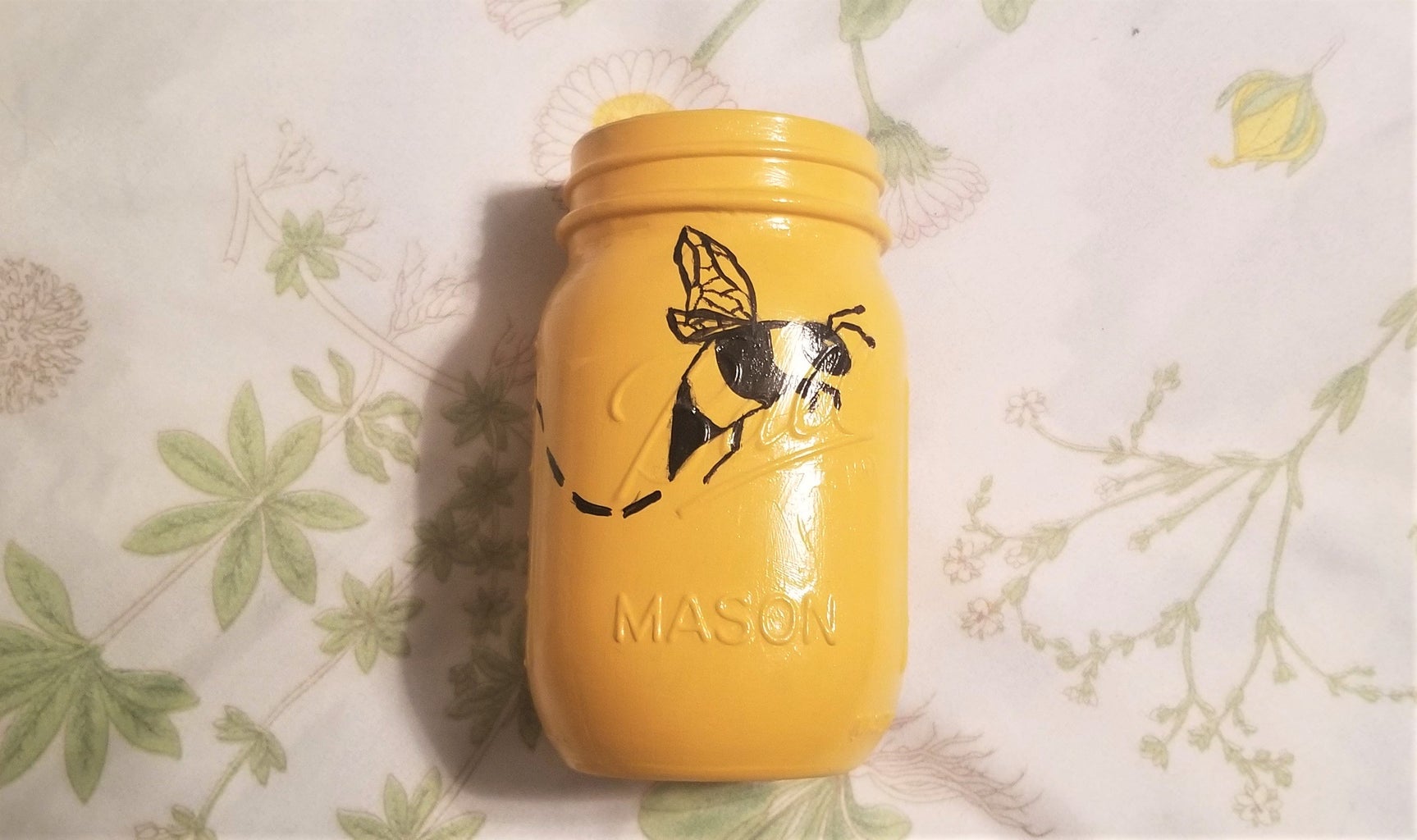 yellow jar bee