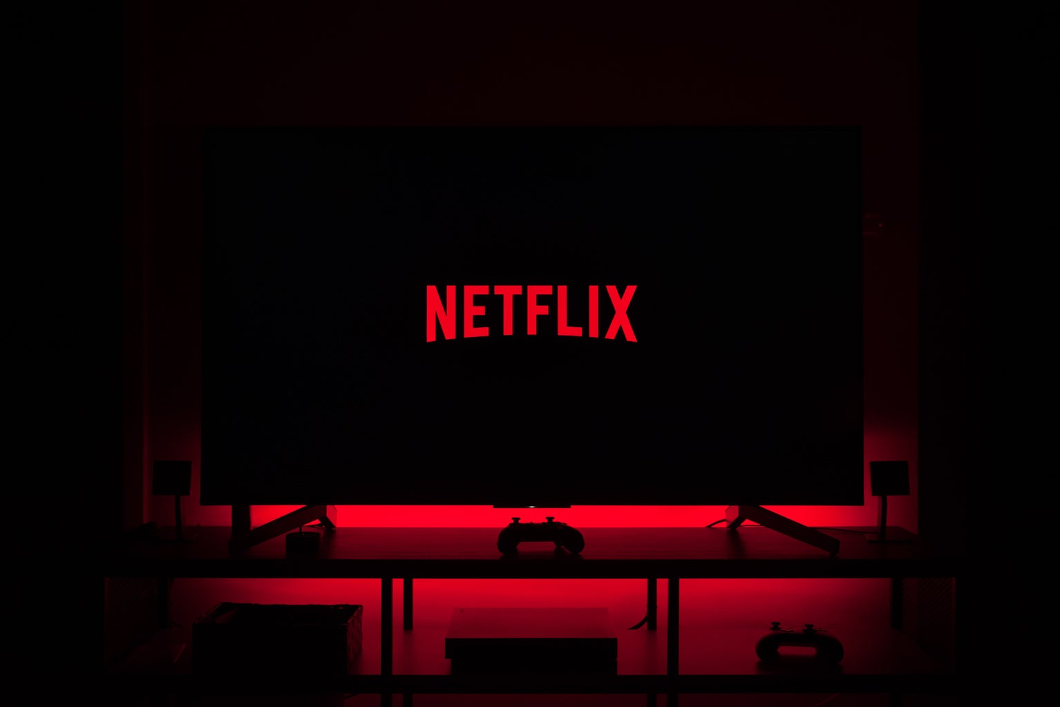 netflix in dark