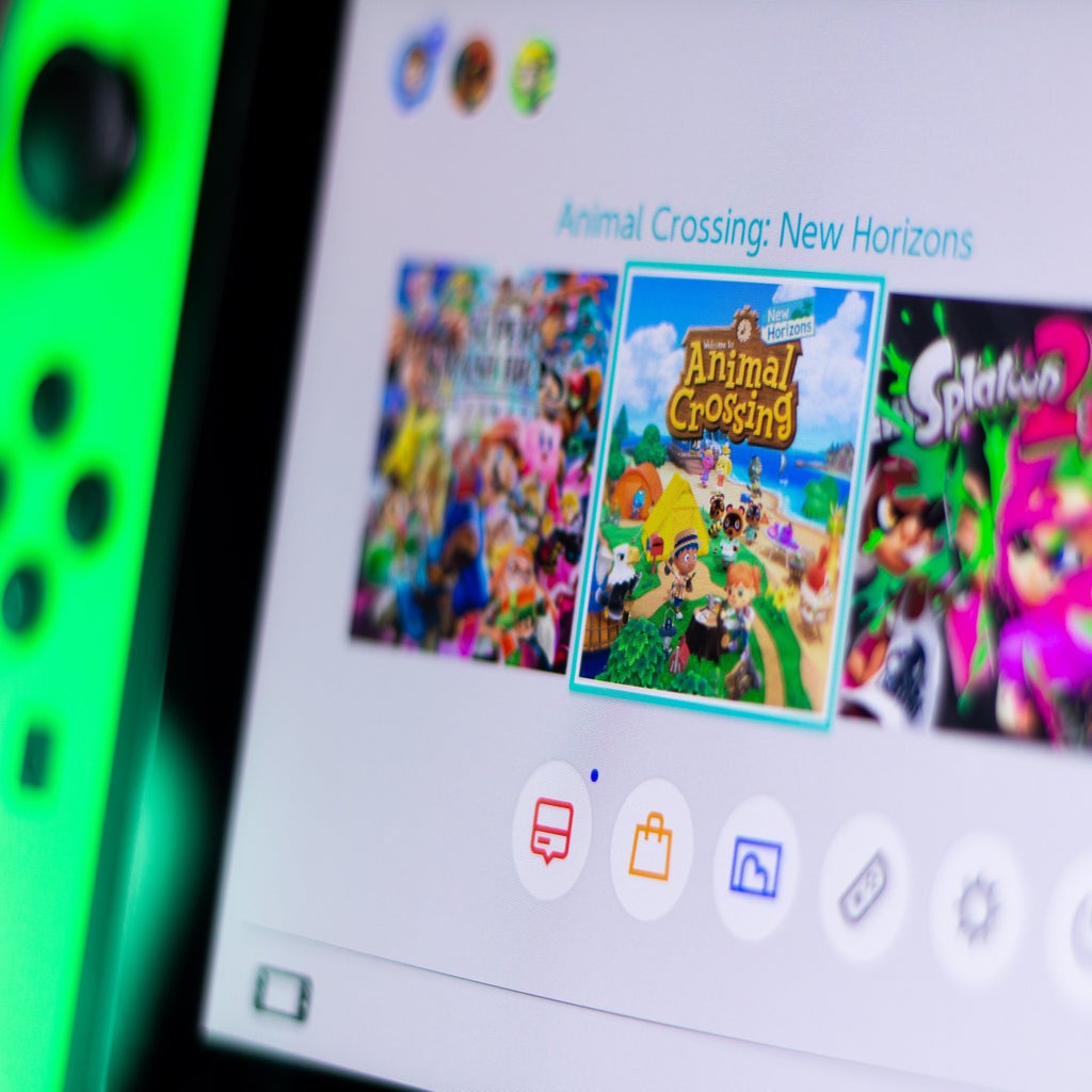 animal crossing new horizons green nintendo switch?width=1024&height=1024&fit=cover&auto=webp