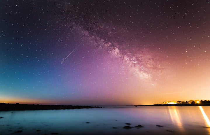 Shooting Star colorful night sky by unsplash?width=719&height=464&fit=crop&auto=webp