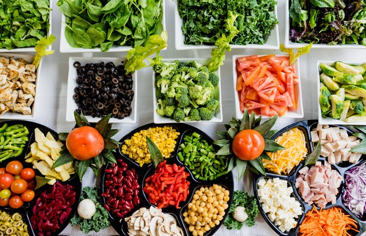 macro shot of salad bar