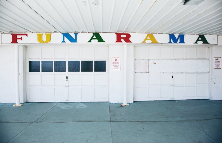 white red and yellow wall decor \"Funarama\"