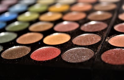 black makeup palette