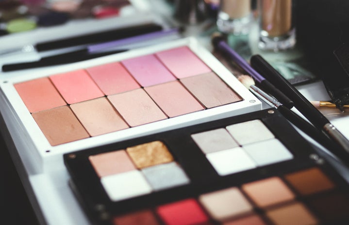 selective focus photography of makeup palette