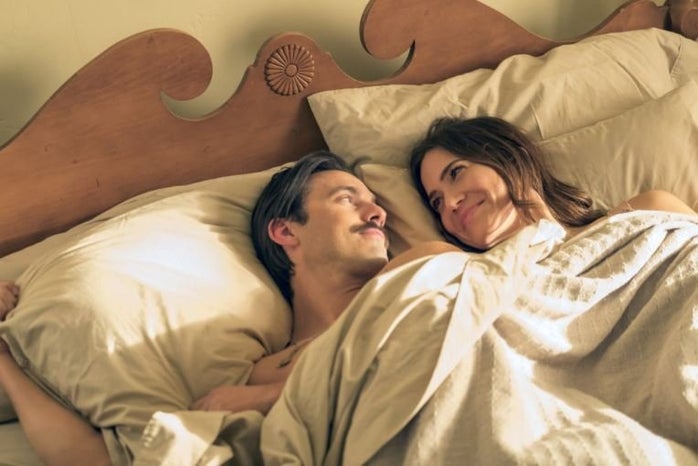 Milo Ventimiglia and Mandy Moore in This Is Us?width=698&height=466&fit=crop&auto=webp
