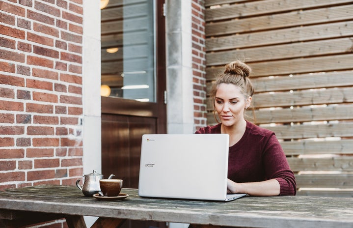 working outside by Anete Lusina from Unsplash?width=719&height=464&fit=crop&auto=webp