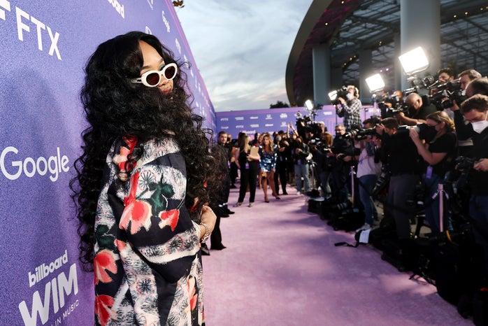 H.E.R at Billboard Women In Music Awards Red Carpet