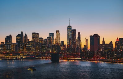 skyline of New York at night