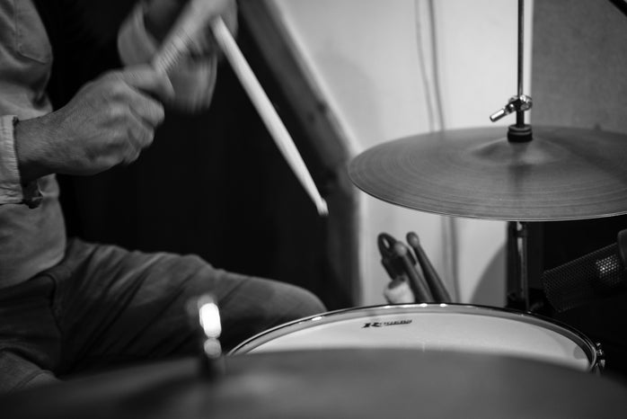 B&W picture of a drummer