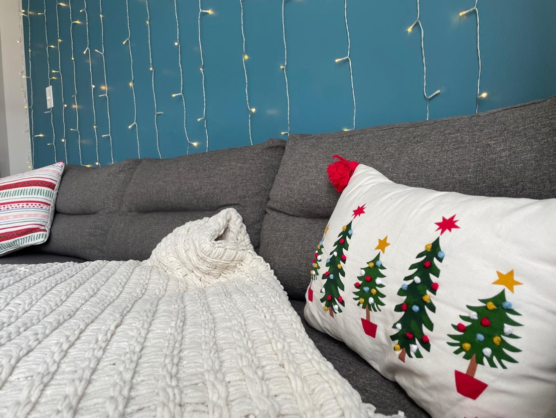 Original photo of Christmas pillows as decor