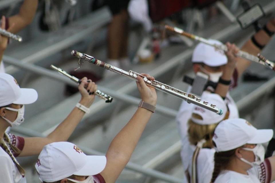 Flutes in the air