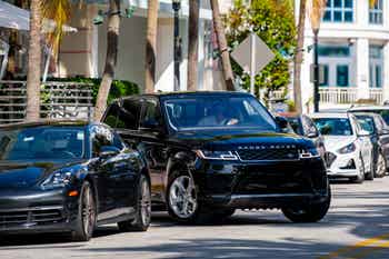 Parallel park suv in the city