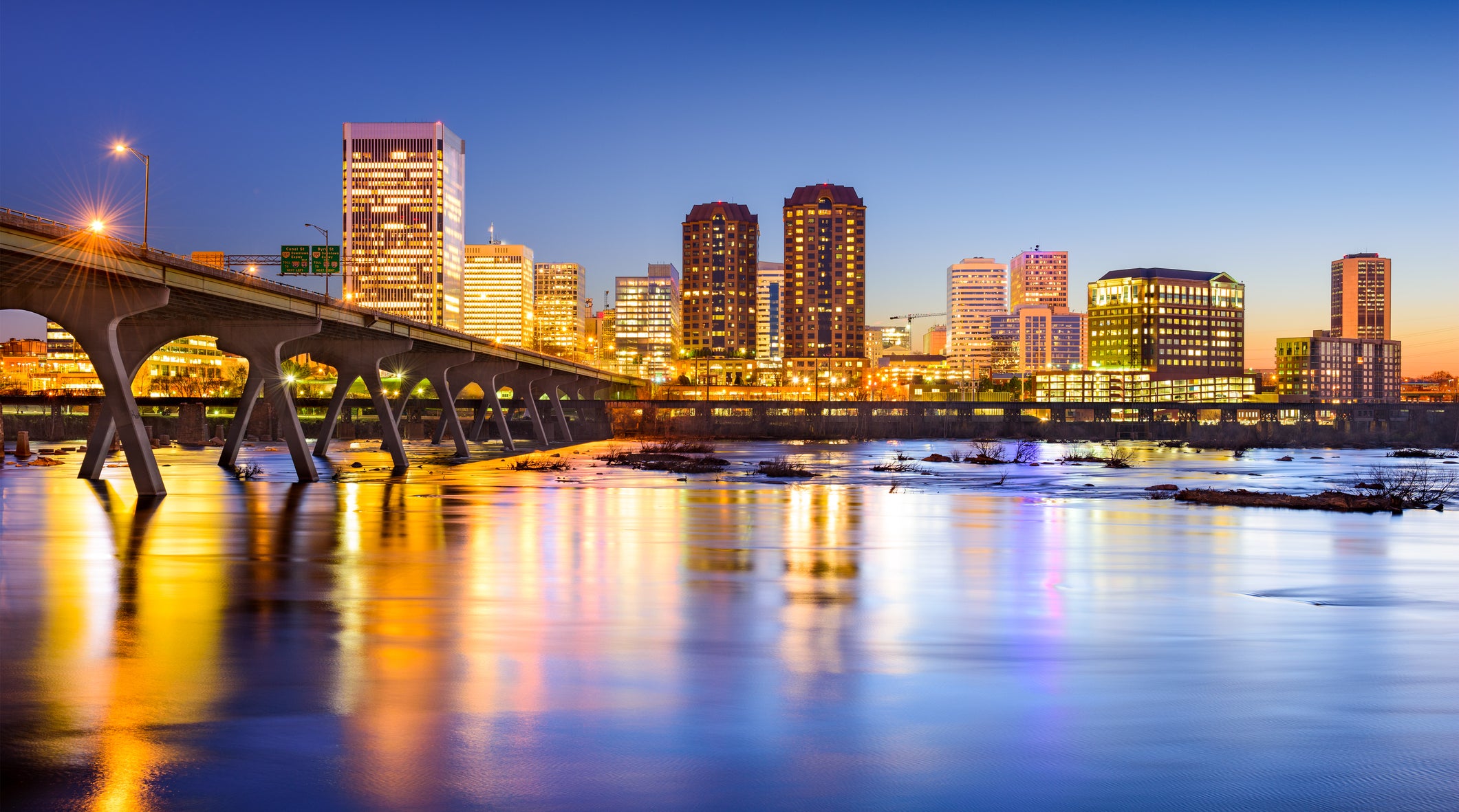 Richmond, Virginia, USA downtown city skyline.