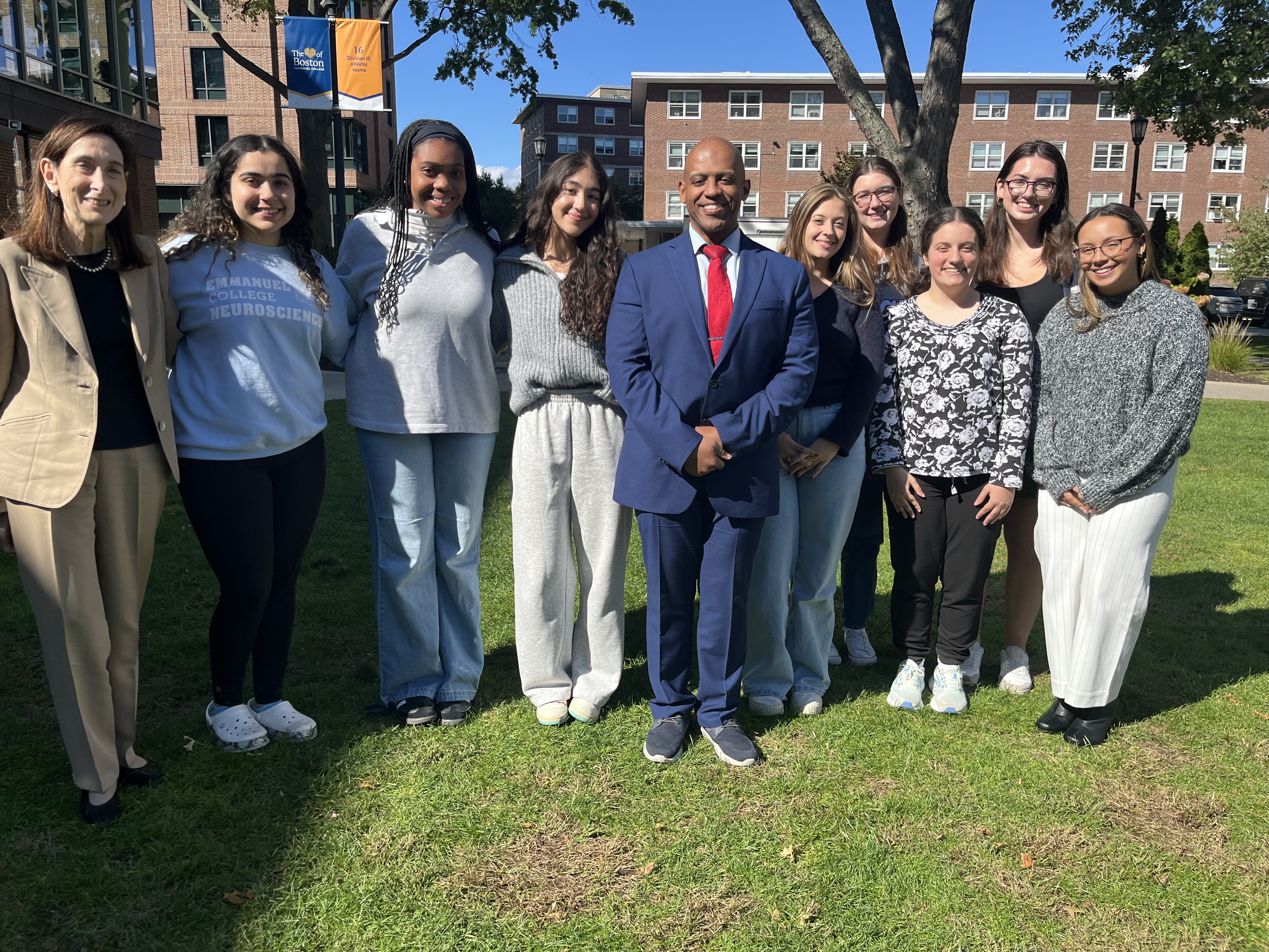 A group of students at the Emmanuel quad 