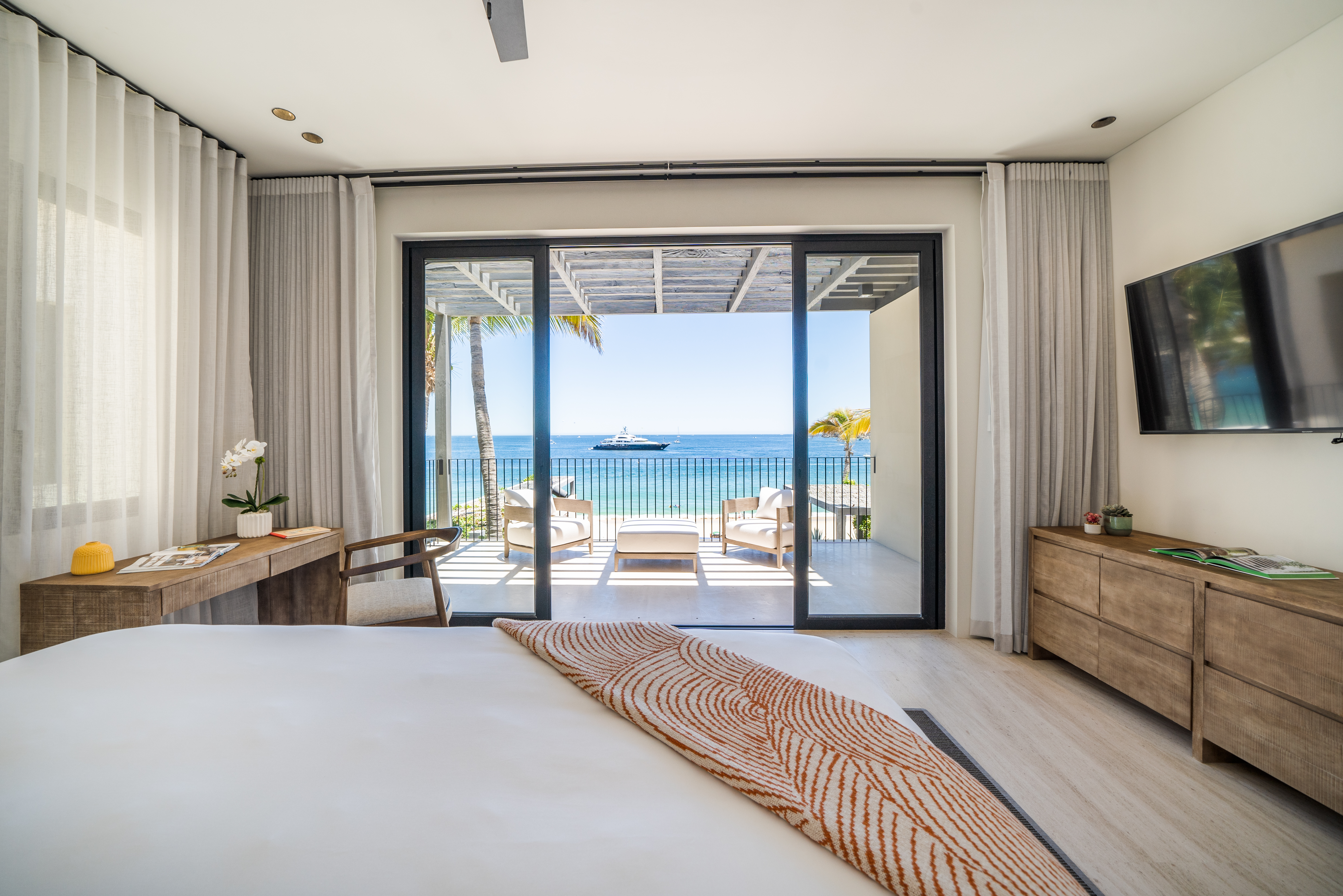 Upload for Anca, Villa 5 promo